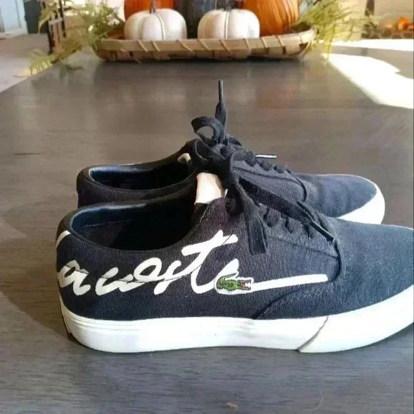 Lacoste Tennis Shoes Unisex Like New